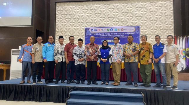 Literasi Digital Sektor Pendidikan Sumatera Selatan Kukuhkan Ratusan Guru Menjadi Pandu Digital